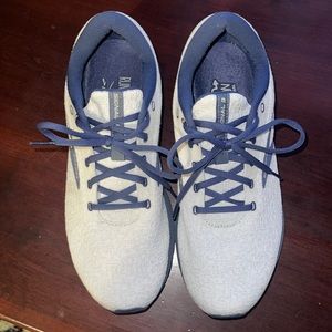 Brooks Signal 3 Women Shoes size 10